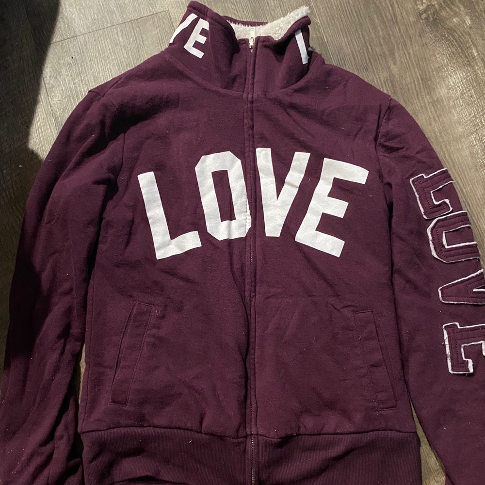 Thick sweatshirt